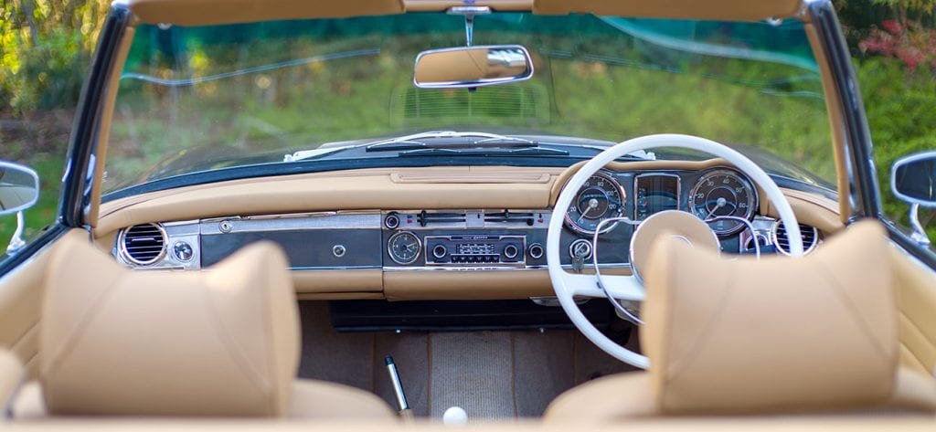 Ionic Mercedes Pagoda Interior Dash