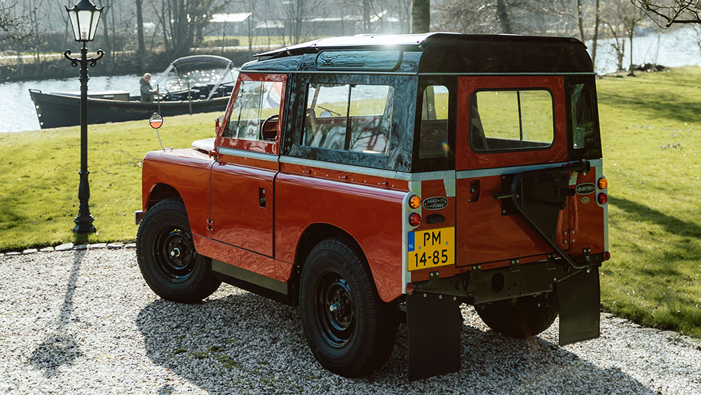 Everrati Land Rover